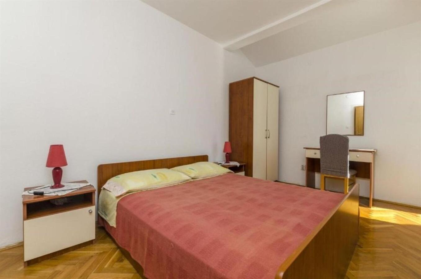 Apartments Mil - 80M From The Sea Sevid Kültér fotó