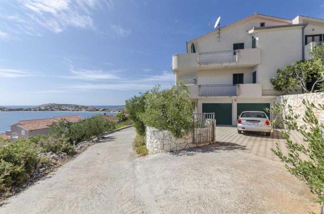 Apartments Mil - 80M From The Sea Sevid Kültér fotó